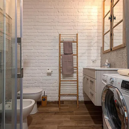 Апартаменты Ideal Rent - Catullo 9 *